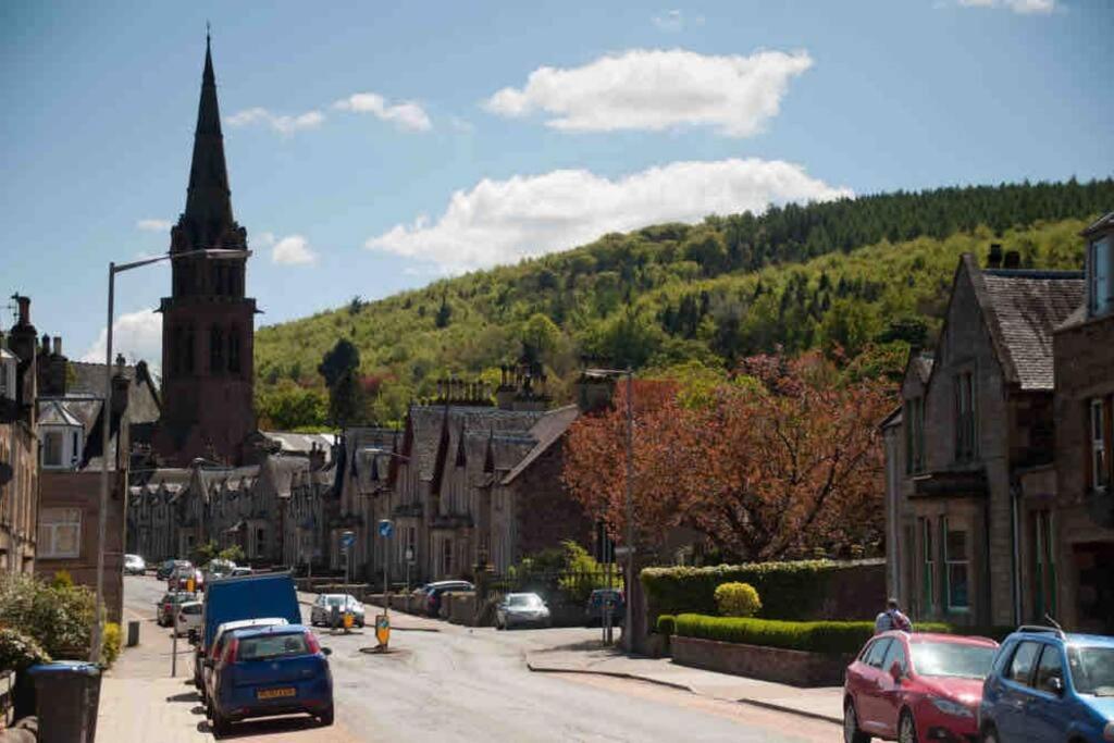 Cosy Authentic Flat In The Heart Of Galashiels Extérieur photo